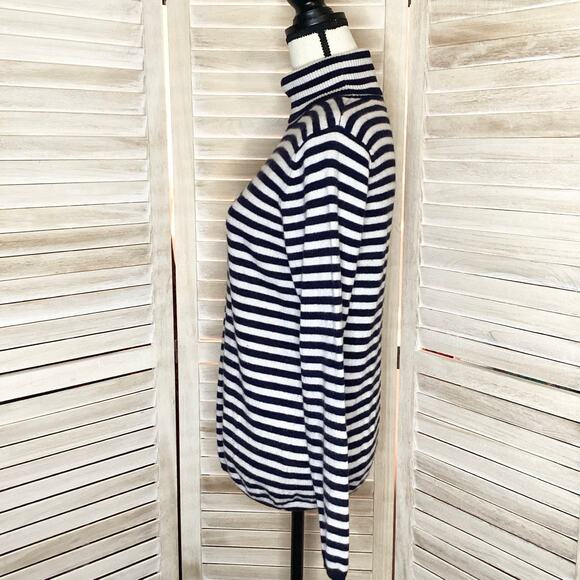 The Mercer N.Y. Black Ivory Striped 100% Cashmere Turtleneck Sweater 38 M - Picture 2 of 9